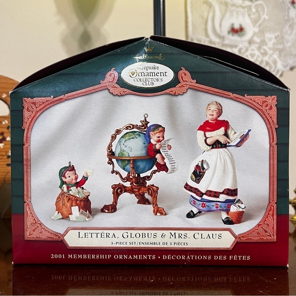 HALLMARK Keepsake Ornament Collector’s Club ‘Lettéra, Globus & Mrs. Claus’ Set